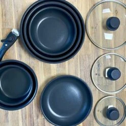SHOPSTORY ARTHUR MARTIN : Batterie De Cuisine 10 Pièces Tous Feux | Noir
