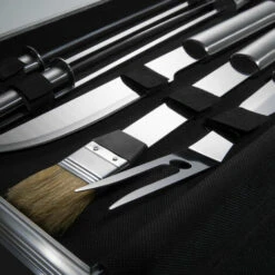 TECTAKE Kit Barbecue 18 Ustensiles En Acier Inoxydable + Mallette De Rangement 47 Cm X 8 Cm X 22 Cm - Gris 9 TECTAKE Kit Barbecue 18 Ustensiles En Acier Inoxydable + Mallette De Rangement 47 Cm X 8 Cm X 22 Cm - Gris -Accessoires de barbecue Soldes 7513846 5